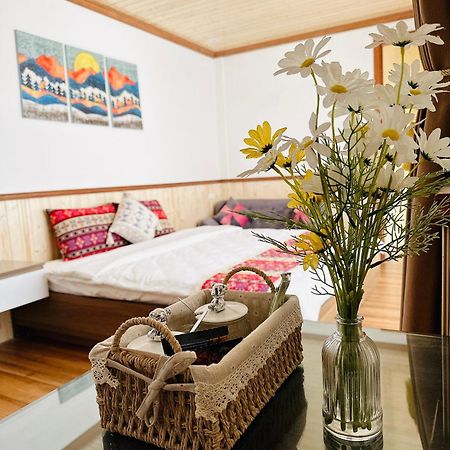 Ferienwohnung Meo Vac Beehive House Exterior foto